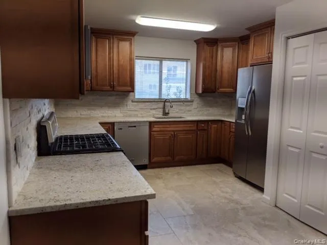 649 Beech Street, Long Beach, NY, 3 Bedrooms Bedrooms, 6 Rooms Rooms,2 BathroomsBathrooms,Residential Lease,For Rent,Beech,0,965316 649 Beech Street, Long Beach, NY, 3 Bedrooms Bedrooms, 6 Rooms Rooms,2 BathroomsBathrooms,Residential Lease,For Rent,Beech,0,965316