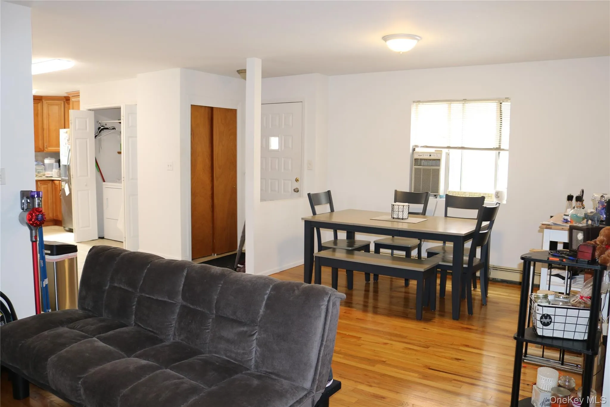 649 Beech Street, Long Beach, NY, 3 Bedrooms Bedrooms, 6 Rooms Rooms,2 BathroomsBathrooms,Residential Lease,For Rent,Beech,0,965316 649 Beech Street, Long Beach, NY, 3 Bedrooms Bedrooms, 6 Rooms Rooms,2 BathroomsBathrooms,Residential Lease,For Rent,Beech,0,965316