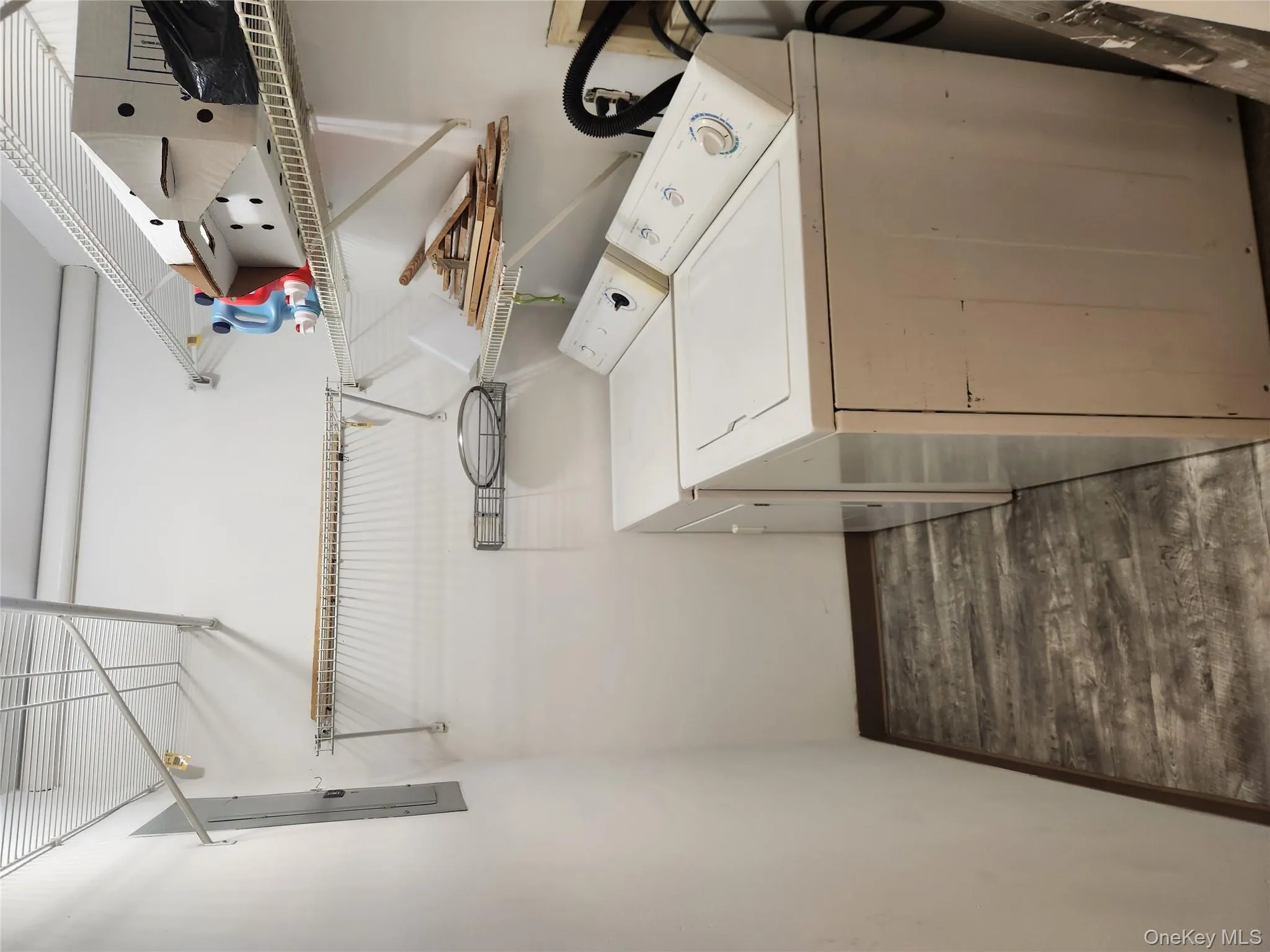 2087 Daly Avenue, New York, NY, 3 Bedrooms Bedrooms, 5 Rooms Rooms,1 BathroomBathrooms,Residential Lease,For Rent,Daly,0,965320 2087 Daly Avenue, New York, NY, 3 Bedrooms Bedrooms, 5 Rooms Rooms,1 BathroomBathrooms,Residential Lease,For Rent,Daly,0,965320