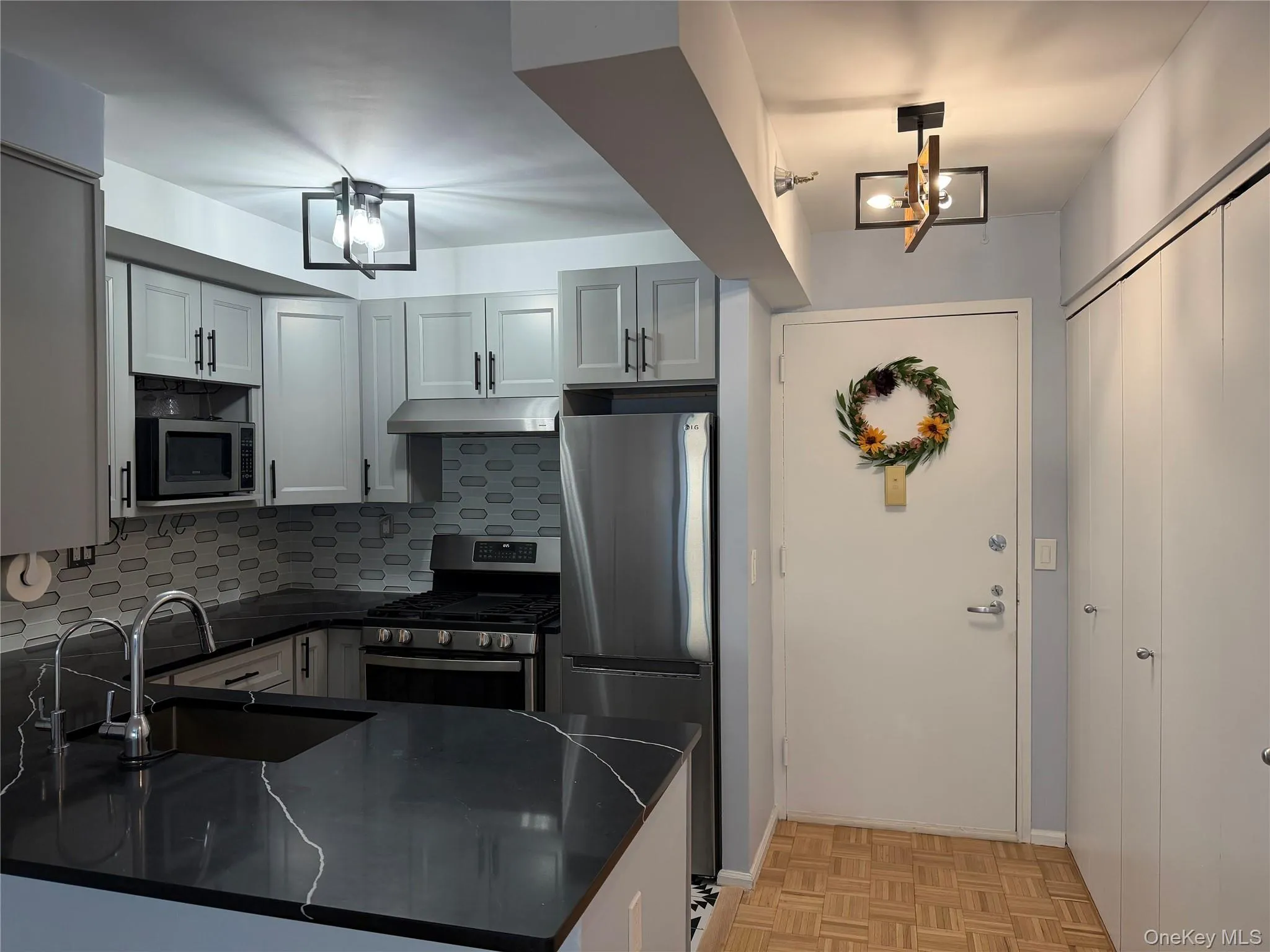 4-74 48th Avenue, New York, NY, 1 Bedroom Bedrooms, 3 Rooms Rooms,1 BathroomBathrooms,Residential,For Rent,48th,0,KEY965334 4-74 48th Avenue, New York, NY, 1 Bedroom Bedrooms, 3 Rooms Rooms,1 BathroomBathrooms,Residential,For Rent,48th,0,KEY965334