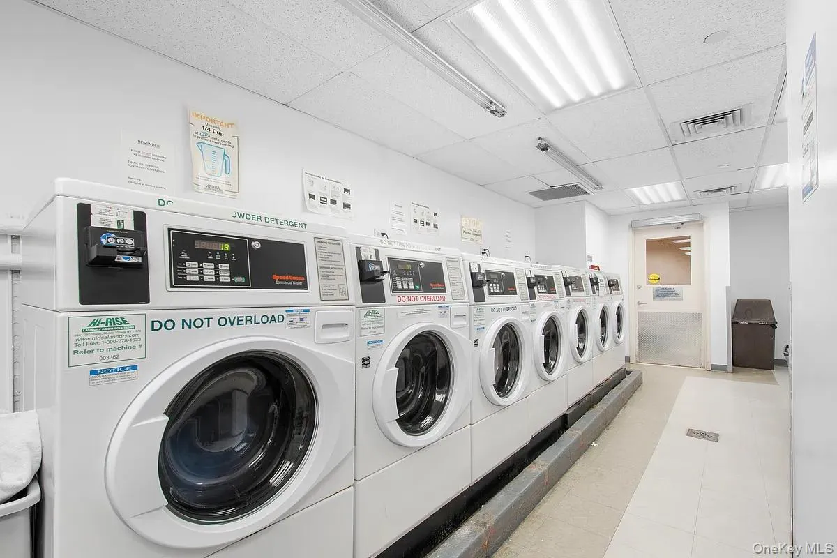 4-74 48th Avenue, New York, NY, 1 Bedroom Bedrooms, 3 Rooms Rooms,1 BathroomBathrooms,Residential,For Rent,48th,0,KEY965334 4-74 48th Avenue, New York, NY, 1 Bedroom Bedrooms, 3 Rooms Rooms,1 BathroomBathrooms,Residential,For Rent,48th,0,KEY965334