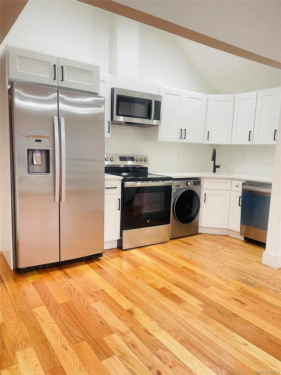 157 Beach 25th, New York, NY, 3 Bedrooms Bedrooms, 7 Rooms Rooms,2 BathroomsBathrooms,Residential Lease,For Rent,Beach 25th,0,965336 157 Beach 25th, New York, NY, 3 Bedrooms Bedrooms, 7 Rooms Rooms,2 BathroomsBathrooms,Residential Lease,For Rent,Beach 25th,0,965336