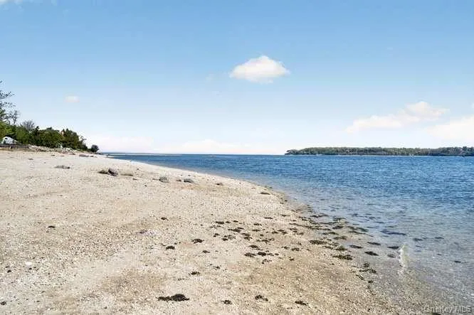 336 Centre Island Road, Oyster Bay, NY, 5 Bedrooms Bedrooms, 9 Rooms Rooms,4 BathroomsBathrooms,Residential Lease,For Rent,Centre Island,0,965376 336 Centre Island Road, Oyster Bay, NY, 5 Bedrooms Bedrooms, 9 Rooms Rooms,4 BathroomsBathrooms,Residential Lease,For Rent,Centre Island,0,965376