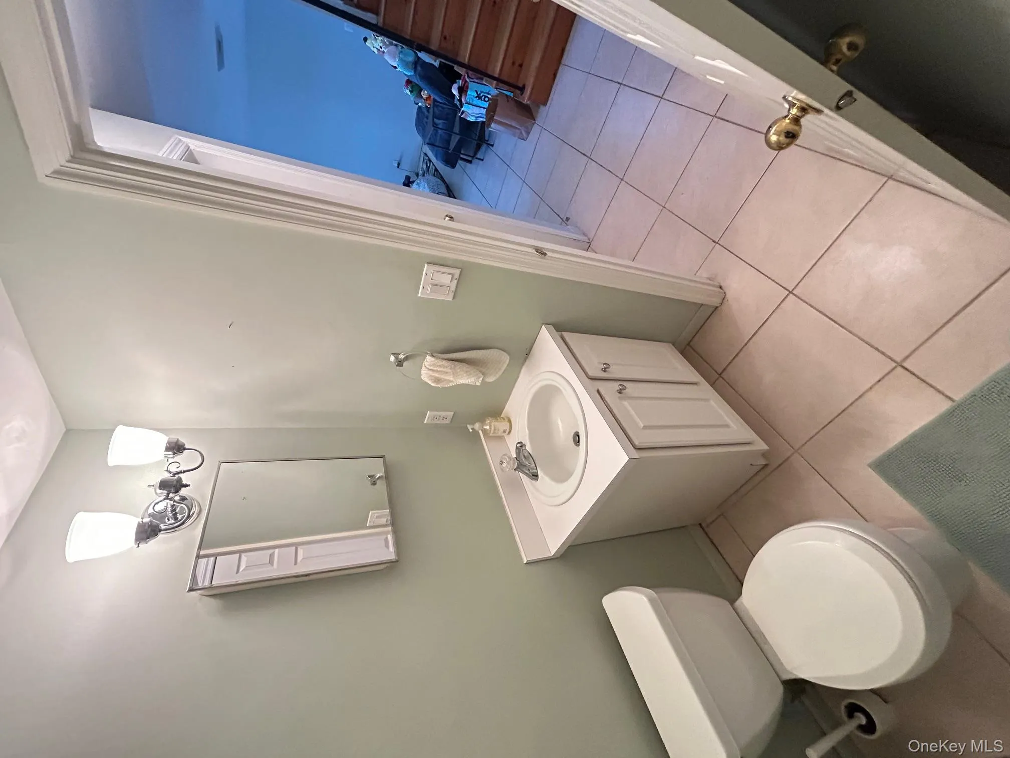 23 Dalex Court, Oyster Bay, NY, 3 Bedrooms Bedrooms, 6 Rooms Rooms,2 BathroomsBathrooms,Residential Lease,For Rent,Dalex,0,965427 23 Dalex Court, Oyster Bay, NY, 3 Bedrooms Bedrooms, 6 Rooms Rooms,2 BathroomsBathrooms,Residential Lease,For Rent,Dalex,0,965427