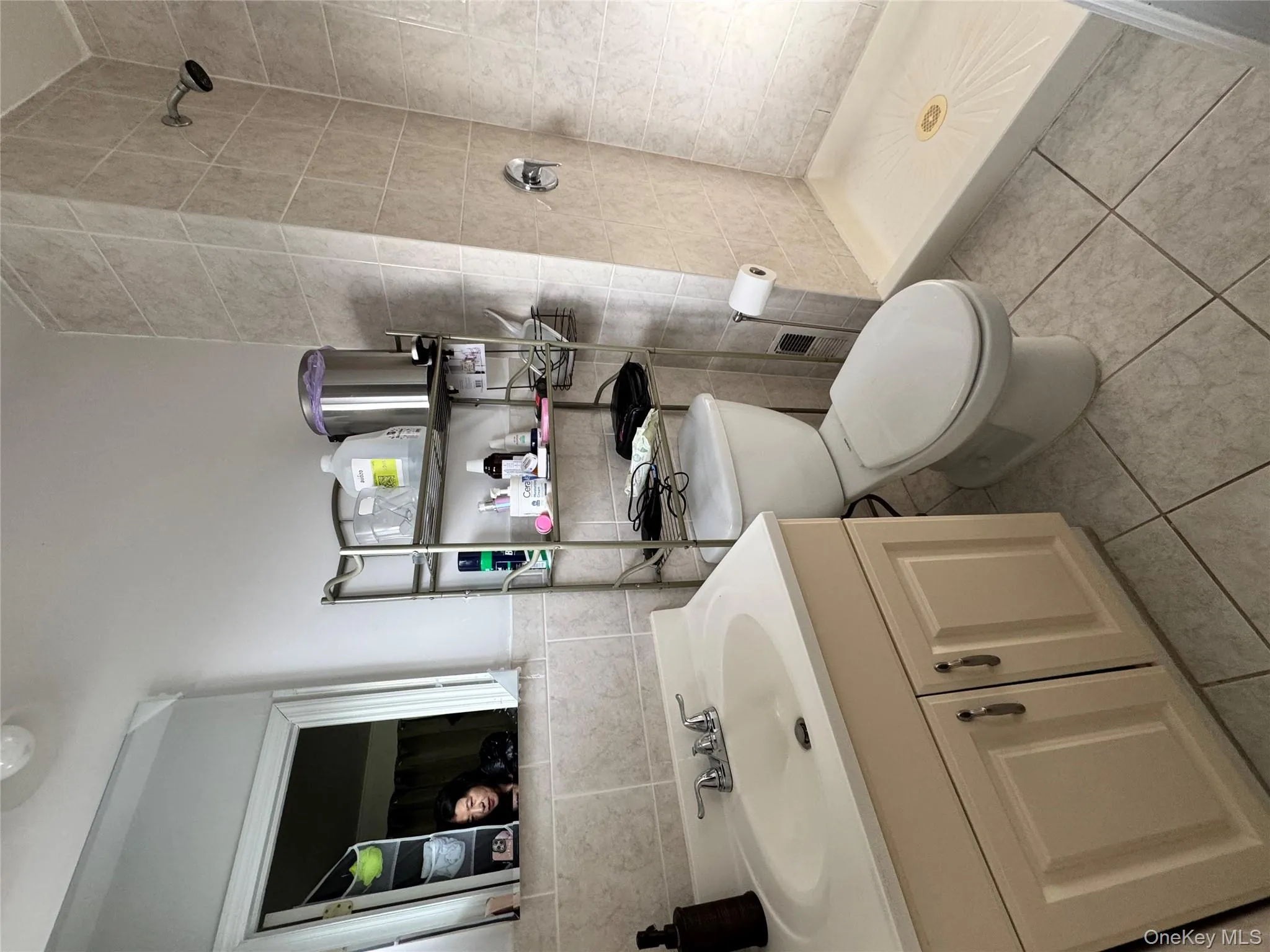 40 Willets Drive, Oyster Bay, NY, 3 Bedrooms Bedrooms, 6 Rooms Rooms,2 BathroomsBathrooms,Residential Lease,For Rent,Willets,0,965438 40 Willets Drive, Oyster Bay, NY, 3 Bedrooms Bedrooms, 6 Rooms Rooms,2 BathroomsBathrooms,Residential Lease,For Rent,Willets,0,965438