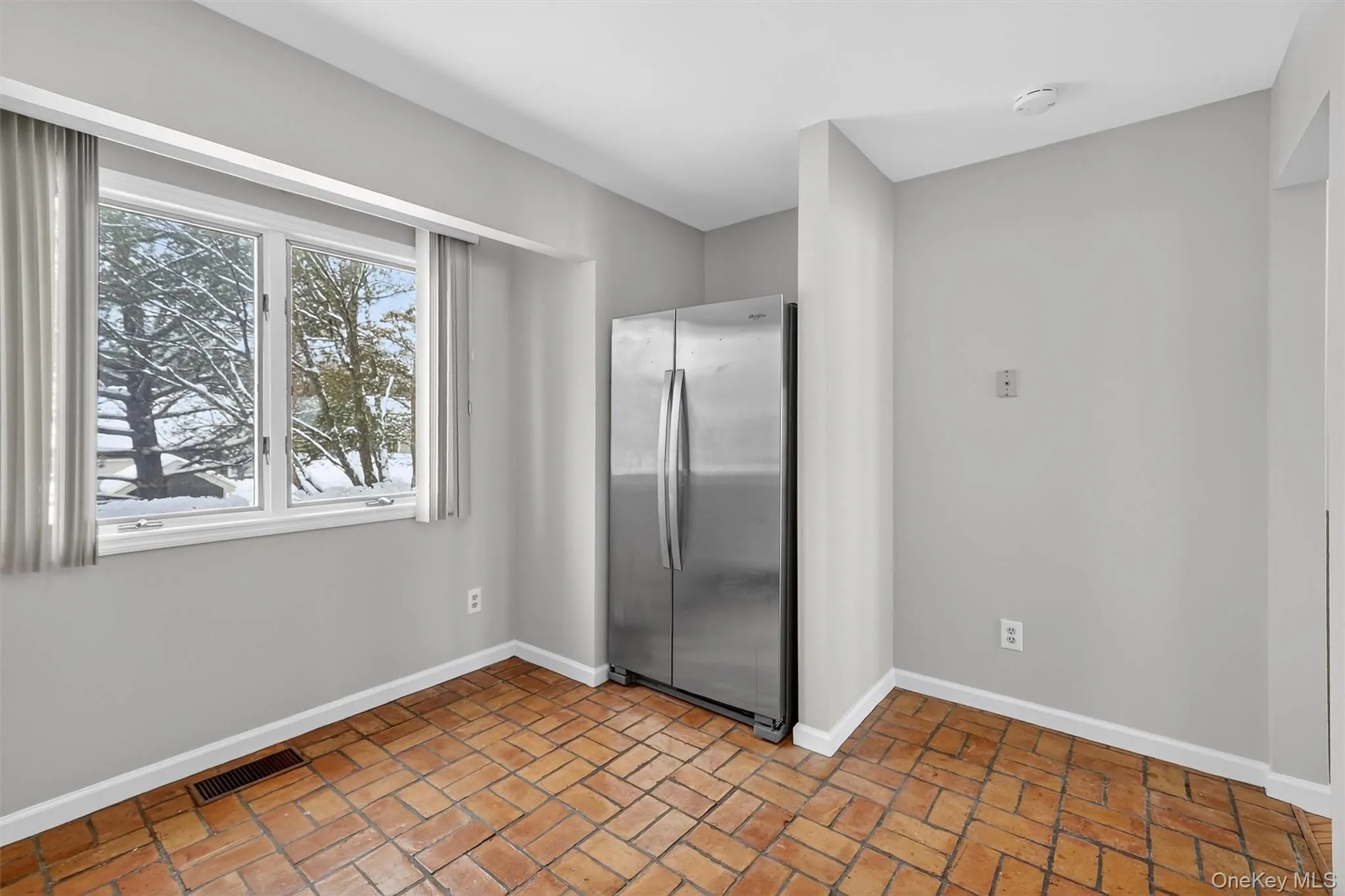 2003 Regent, Mount Kisco, NY, 2 Bedrooms Bedrooms, 5 Rooms Rooms,2 BathroomsBathrooms,Residential Lease,For Rent,Regent,0,965442 2003 Regent, Mount Kisco, NY, 2 Bedrooms Bedrooms, 5 Rooms Rooms,2 BathroomsBathrooms,Residential Lease,For Rent,Regent,0,965442