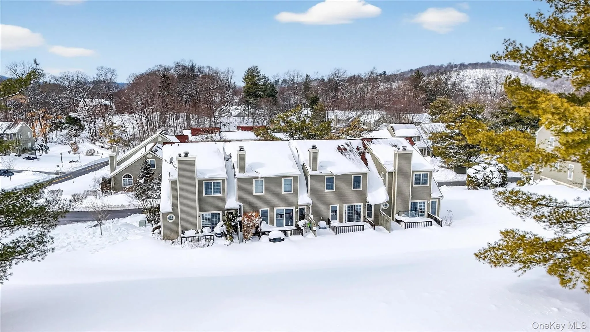 2003 Regent, Mount Kisco, NY, 2 Bedrooms Bedrooms, 5 Rooms Rooms,2 BathroomsBathrooms,Residential Lease,For Rent,Regent,0,965442 2003 Regent, Mount Kisco, NY, 2 Bedrooms Bedrooms, 5 Rooms Rooms,2 BathroomsBathrooms,Residential Lease,For Rent,Regent,0,965442