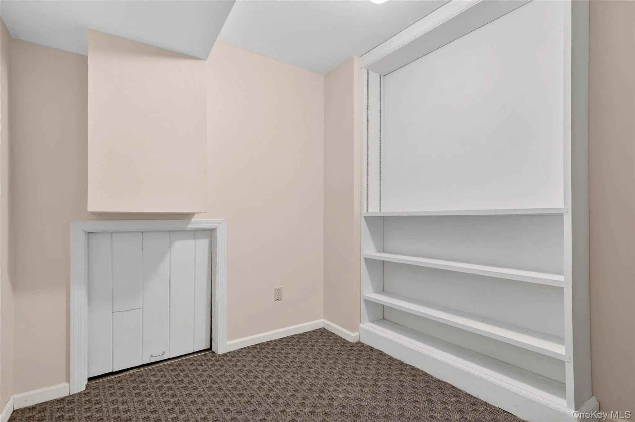 2003 Regent, Mount Kisco, NY, 2 Bedrooms Bedrooms, 5 Rooms Rooms,2 BathroomsBathrooms,Residential Lease,For Rent,Regent,0,965442 2003 Regent, Mount Kisco, NY, 2 Bedrooms Bedrooms, 5 Rooms Rooms,2 BathroomsBathrooms,Residential Lease,For Rent,Regent,0,965442