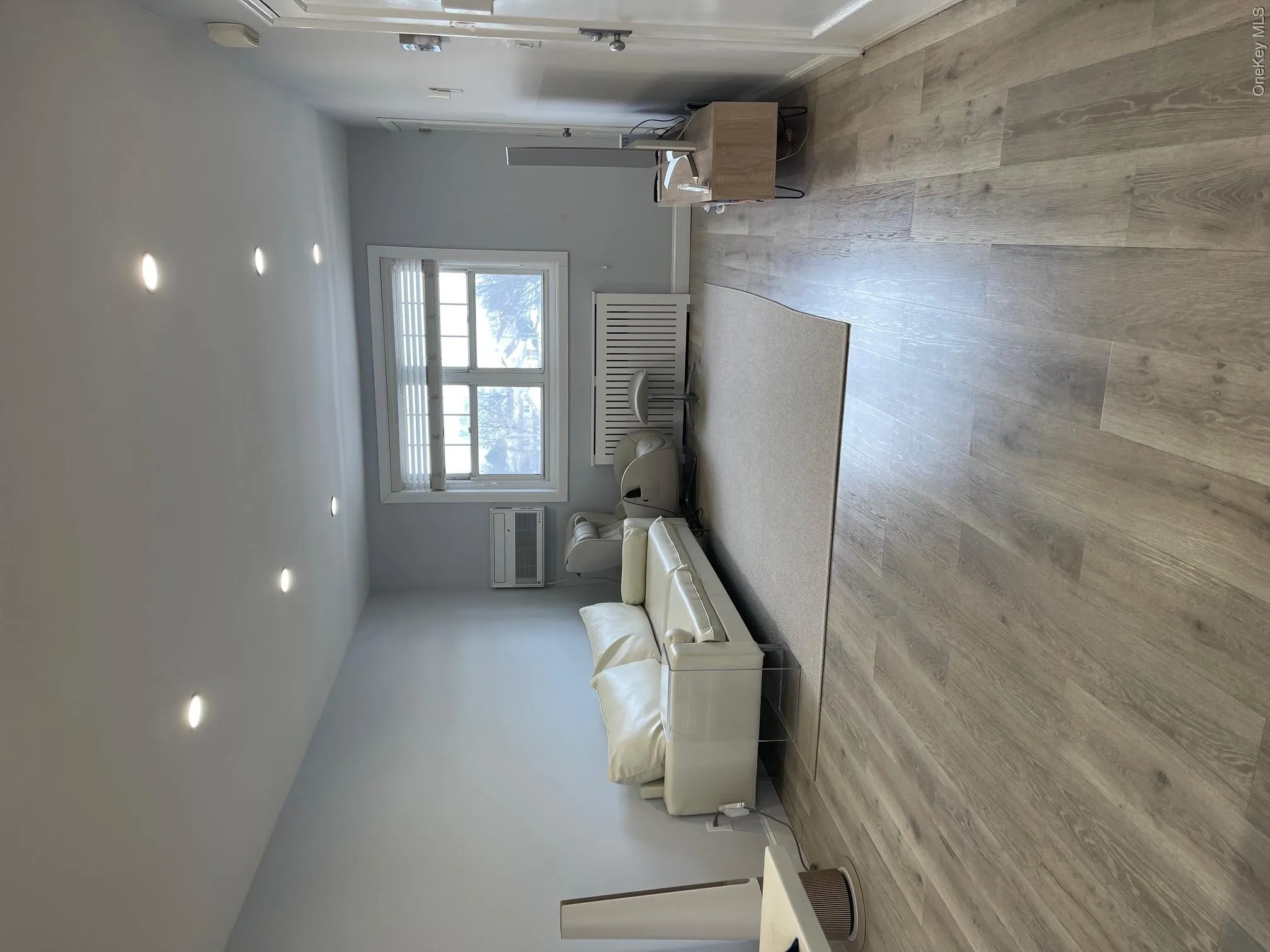 24920 57th Avenue, New York, NY, 2 Bedrooms Bedrooms, 5 Rooms Rooms,1 BathroomBathrooms,Residential,For Rent,57th,0,965447 24920 57th Avenue, New York, NY, 2 Bedrooms Bedrooms, 5 Rooms Rooms,1 BathroomBathrooms,Residential,For Rent,57th,0,965447