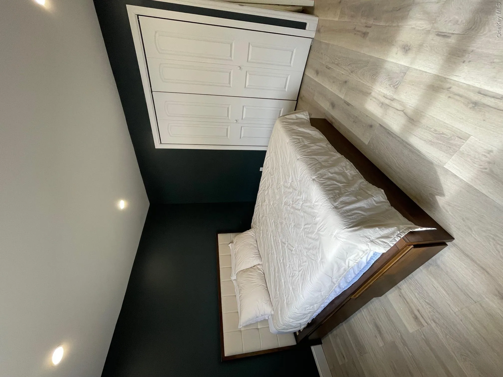 24920 57th Avenue, New York, NY, 2 Bedrooms Bedrooms, 5 Rooms Rooms,1 BathroomBathrooms,Residential,For Rent,57th,0,965447 24920 57th Avenue, New York, NY, 2 Bedrooms Bedrooms, 5 Rooms Rooms,1 BathroomBathrooms,Residential,For Rent,57th,0,965447