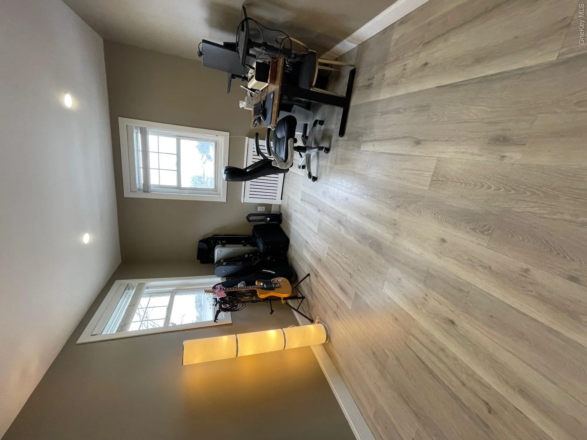 24920 57th Avenue, New York, NY, 2 Bedrooms Bedrooms, 5 Rooms Rooms,1 BathroomBathrooms,Residential,For Rent,57th,0,965447 24920 57th Avenue, New York, NY, 2 Bedrooms Bedrooms, 5 Rooms Rooms,1 BathroomBathrooms,Residential,For Rent,57th,0,965447