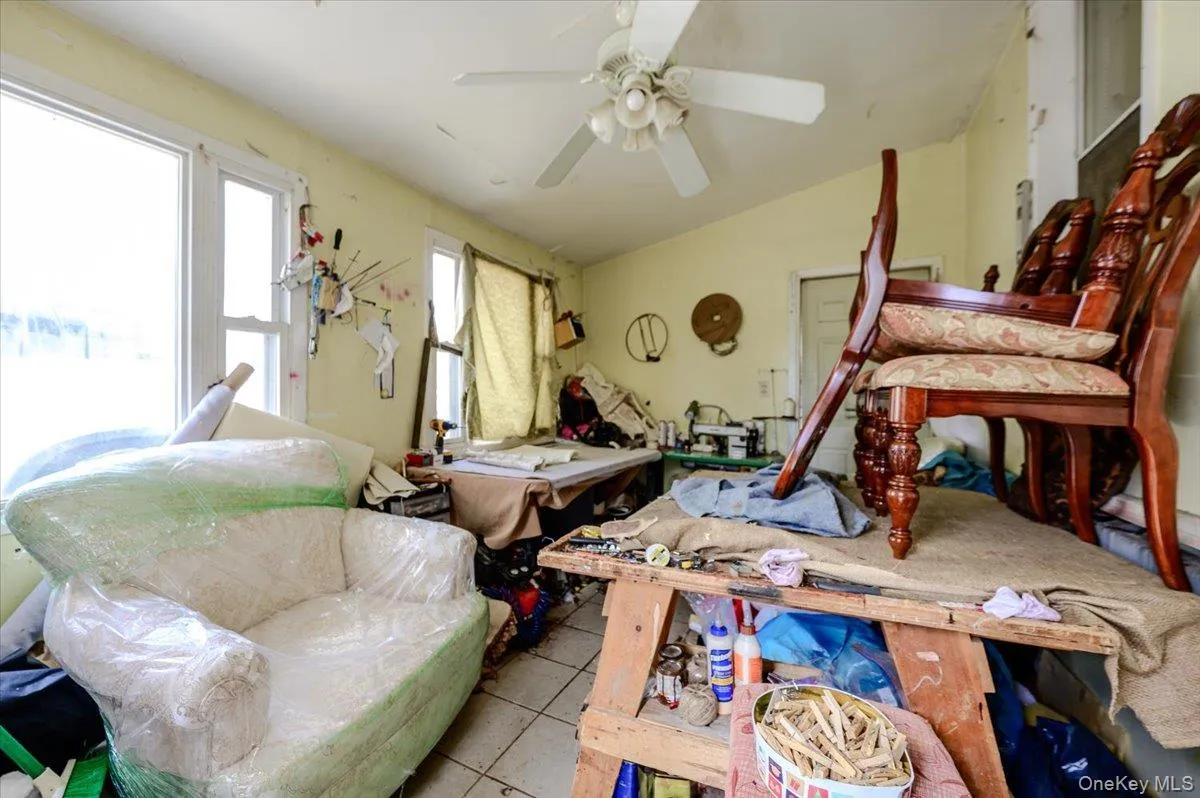 14019 Foch Boulevard, New York, NY, 3 Bedrooms Bedrooms, 9 Rooms Rooms,2 BathroomsBathrooms,Residential,For Rent,Foch,0,965449 14019 Foch Boulevard, New York, NY, 3 Bedrooms Bedrooms, 9 Rooms Rooms,2 BathroomsBathrooms,Residential,For Rent,Foch,0,965449