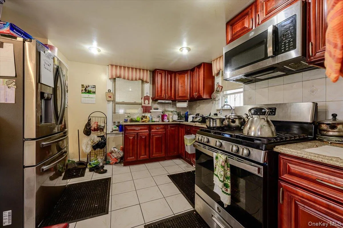 14019 Foch Boulevard, New York, NY, 3 Bedrooms Bedrooms, 9 Rooms Rooms,2 BathroomsBathrooms,Residential,For Rent,Foch,0,965449 14019 Foch Boulevard, New York, NY, 3 Bedrooms Bedrooms, 9 Rooms Rooms,2 BathroomsBathrooms,Residential,For Rent,Foch,0,965449
