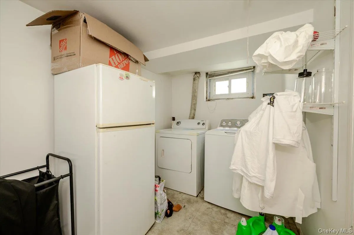 14019 Foch Boulevard, New York, NY, 3 Bedrooms Bedrooms, 9 Rooms Rooms,2 BathroomsBathrooms,Residential,For Rent,Foch,0,965449 14019 Foch Boulevard, New York, NY, 3 Bedrooms Bedrooms, 9 Rooms Rooms,2 BathroomsBathrooms,Residential,For Rent,Foch,0,965449