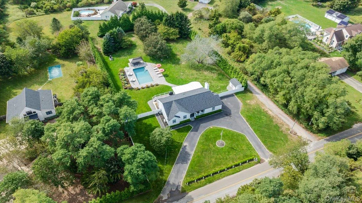 525 Rocky Point Road, Southold, NY, 3 Bedrooms Bedrooms, 9 Rooms Rooms,3 BathroomsBathrooms,Residential Lease,For Rent,Rocky Point,0,965461 525 Rocky Point Road, Southold, NY, 3 Bedrooms Bedrooms, 9 Rooms Rooms,3 BathroomsBathrooms,Residential Lease,For Rent,Rocky Point,0,965461