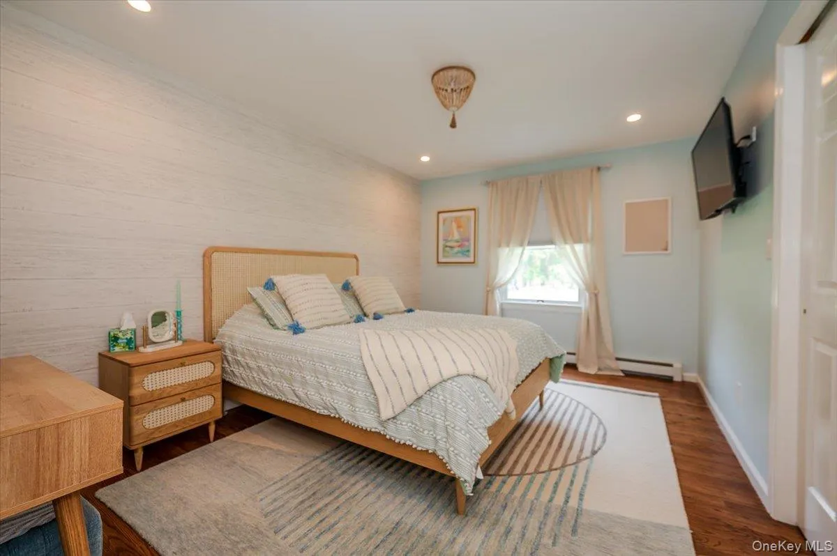 525 Rocky Point Road, Southold, NY, 3 Bedrooms Bedrooms, 9 Rooms Rooms,3 BathroomsBathrooms,Residential Lease,For Rent,Rocky Point,0,965461 525 Rocky Point Road, Southold, NY, 3 Bedrooms Bedrooms, 9 Rooms Rooms,3 BathroomsBathrooms,Residential Lease,For Rent,Rocky Point,0,965461