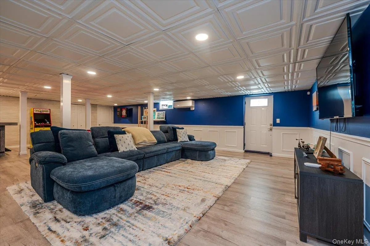 525 Rocky Point Road, Southold, NY, 3 Bedrooms Bedrooms, 9 Rooms Rooms,3 BathroomsBathrooms,Residential Lease,For Rent,Rocky Point,0,965461 525 Rocky Point Road, Southold, NY, 3 Bedrooms Bedrooms, 9 Rooms Rooms,3 BathroomsBathrooms,Residential Lease,For Rent,Rocky Point,0,965461