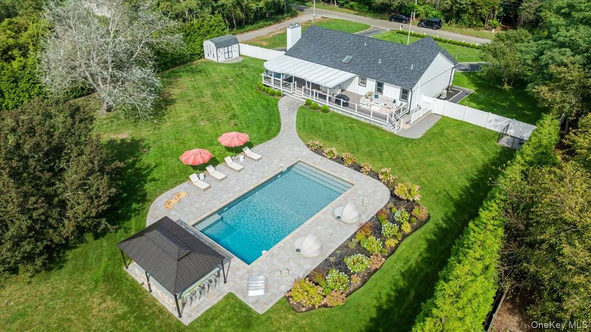 525 Rocky Point Road, Southold, NY, 3 Bedrooms Bedrooms, 9 Rooms Rooms,3 BathroomsBathrooms,Residential Lease,For Rent,Rocky Point,0,965461 525 Rocky Point Road, Southold, NY, 3 Bedrooms Bedrooms, 9 Rooms Rooms,3 BathroomsBathrooms,Residential Lease,For Rent,Rocky Point,0,965461