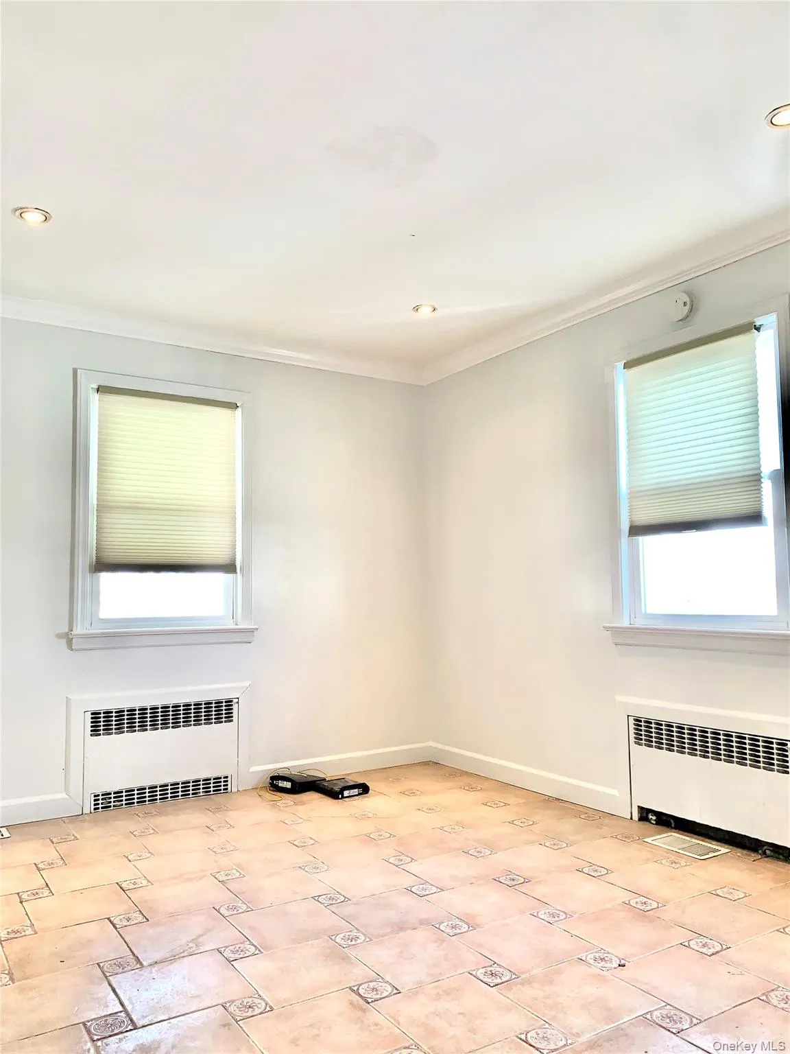 336 Scranton Avenue, Hempstead, NY, 5 Bedrooms Bedrooms, 12 Rooms Rooms,2 BathroomsBathrooms,Residential Lease,For Rent,Scranton,0,965490 336 Scranton Avenue, Hempstead, NY, 5 Bedrooms Bedrooms, 12 Rooms Rooms,2 BathroomsBathrooms,Residential Lease,For Rent,Scranton,0,965490