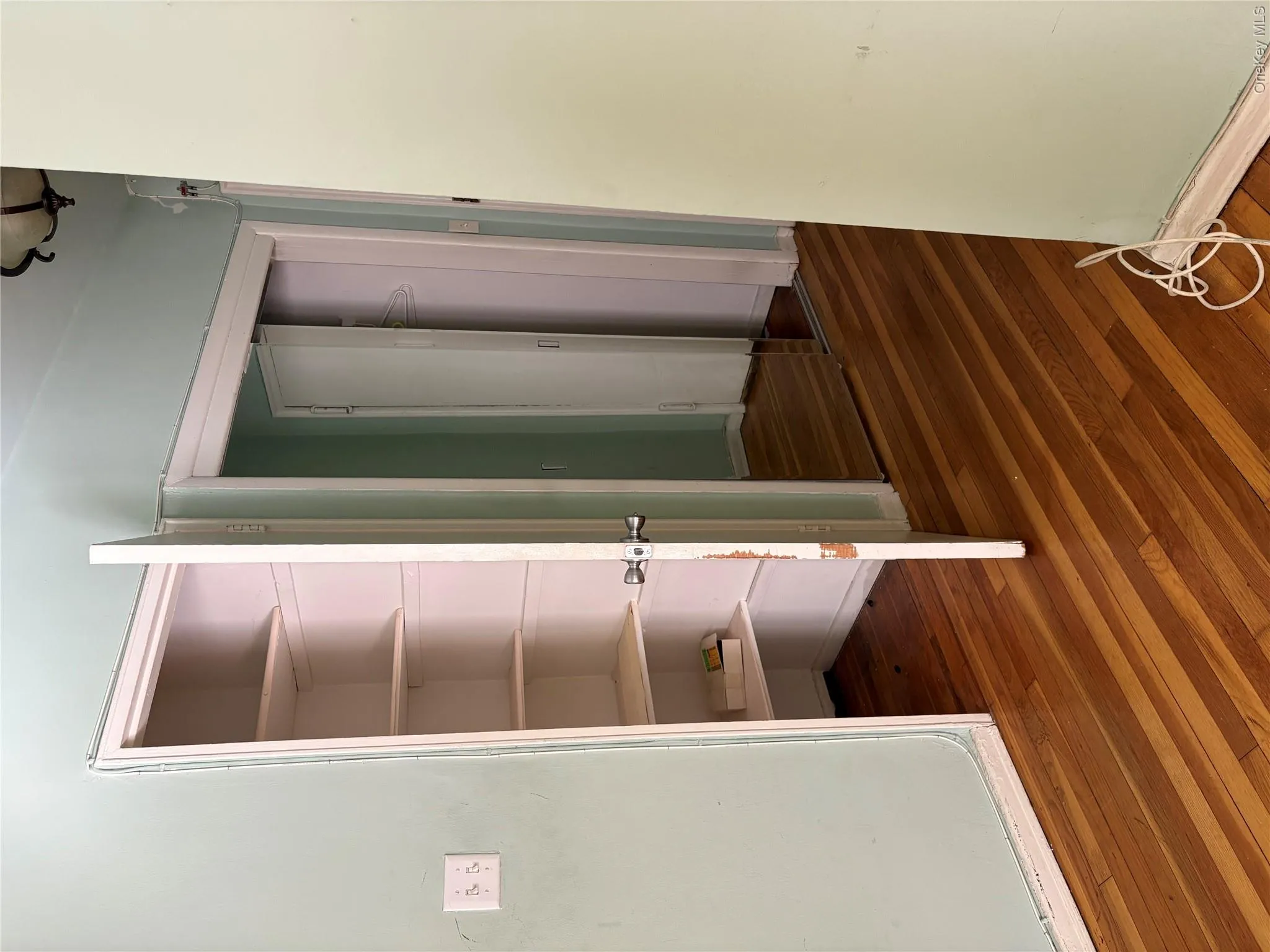 22424 Union Turnpike, New York, NY, 2 Rooms Rooms,1 BathroomBathrooms,Residential,For Rent,Union,0,965492 22424 Union Turnpike, New York, NY, 2 Rooms Rooms,1 BathroomBathrooms,Residential,For Rent,Union,0,965492