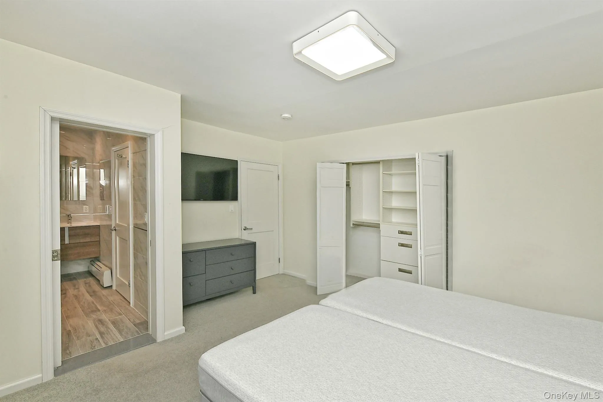 222-03 Kingsbury Avenue, New York, NY, 3 Bedrooms Bedrooms, 8 Rooms Rooms,2 BathroomsBathrooms,Residential Lease,For Rent,Kingsbury,0,965495 222-03 Kingsbury Avenue, New York, NY, 3 Bedrooms Bedrooms, 8 Rooms Rooms,2 BathroomsBathrooms,Residential Lease,For Rent,Kingsbury,0,965495