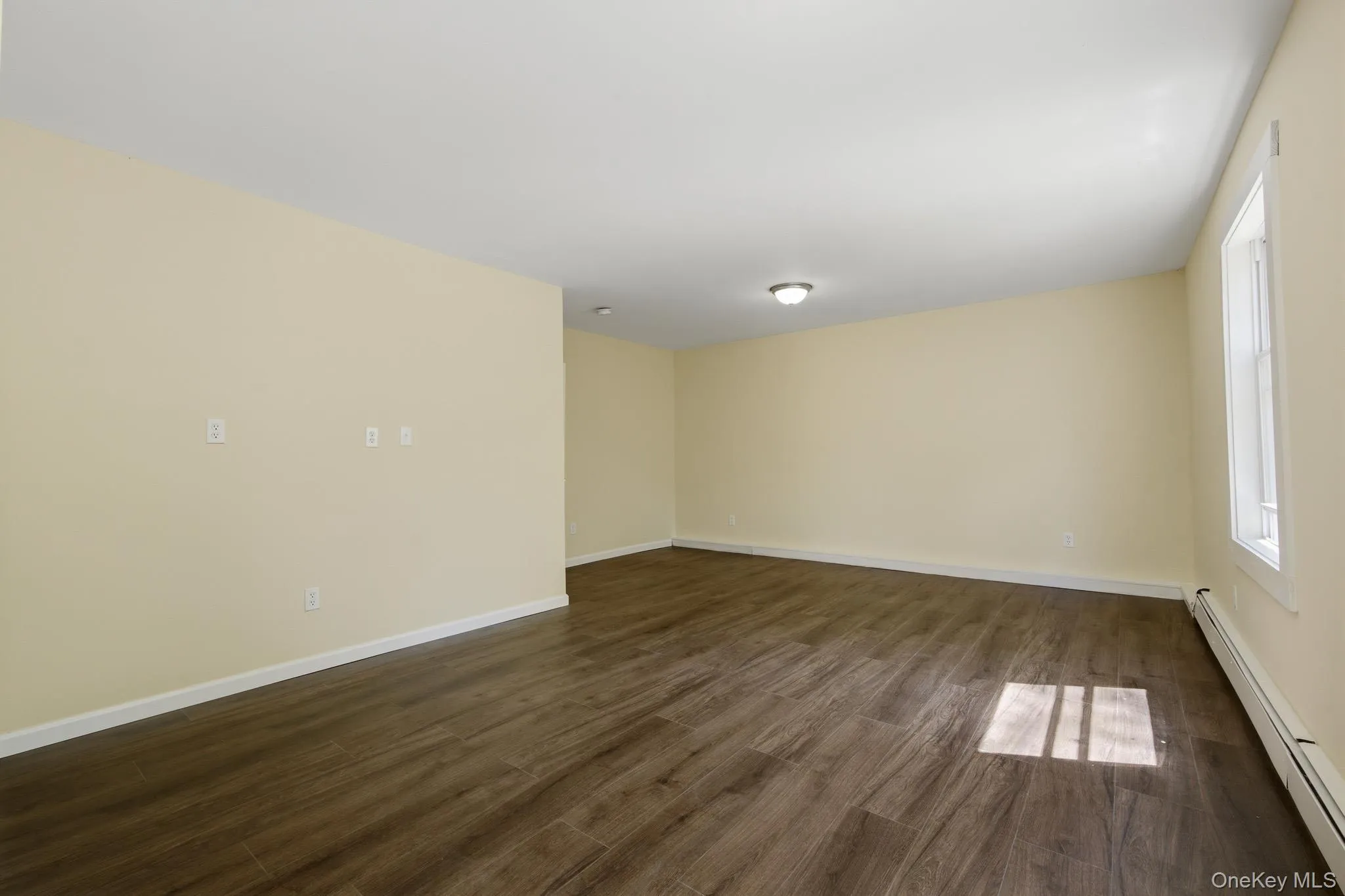 2nd Floor#4 2nd Floor#4
