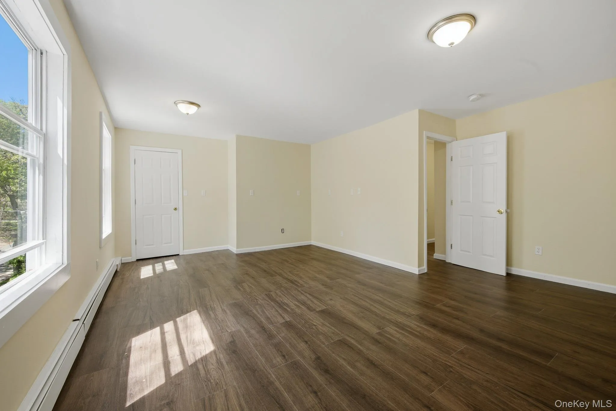 2nd Floor#4 2nd Floor#4