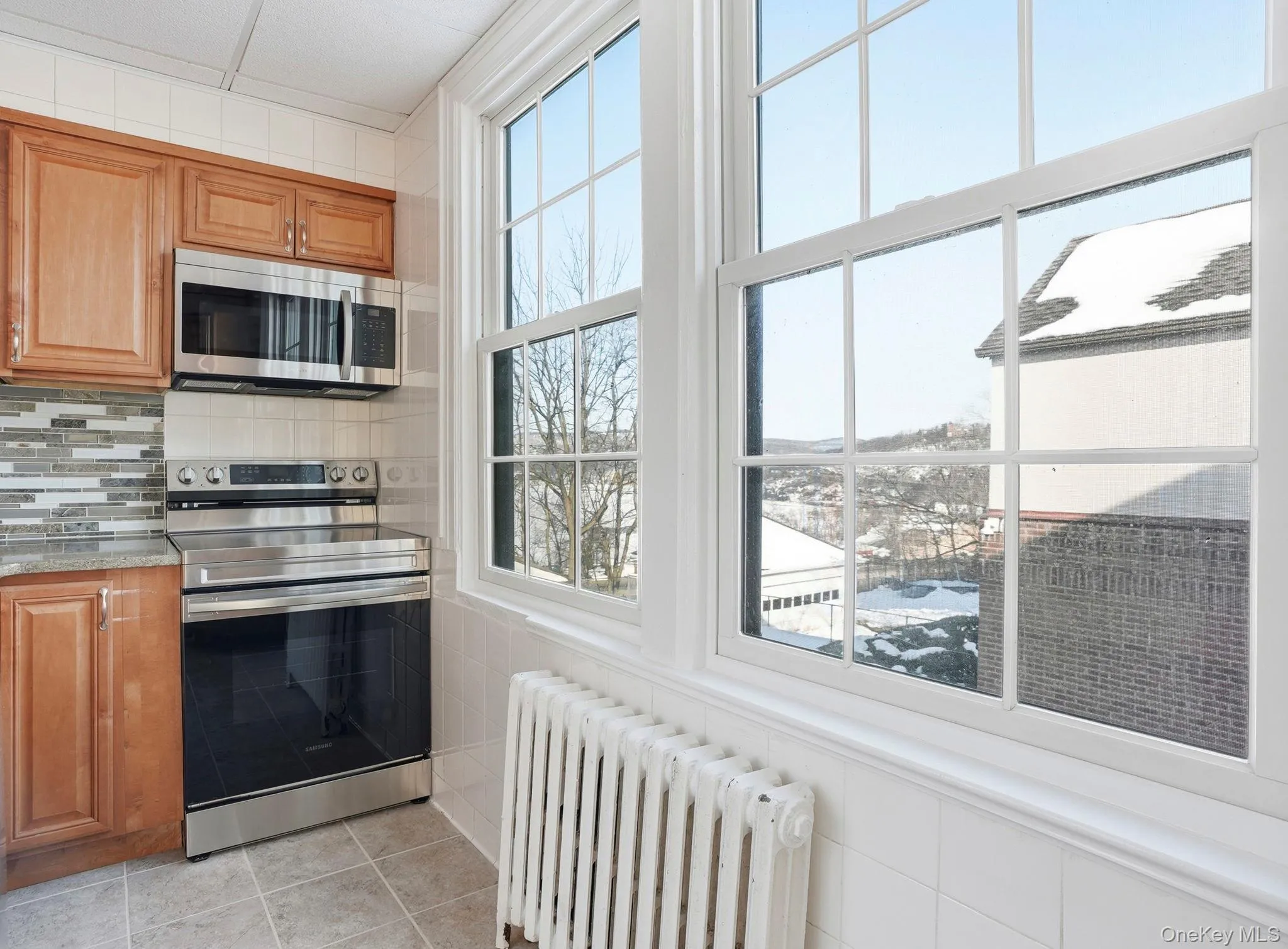 320 Simpson Place, Peekskill, NY, 2 Bedrooms Bedrooms, 5 Rooms Rooms,1 BathroomBathrooms,Residential Lease,For Rent,Simpson,0,965519 320 Simpson Place, Peekskill, NY, 2 Bedrooms Bedrooms, 5 Rooms Rooms,1 BathroomBathrooms,Residential Lease,For Rent,Simpson,0,965519