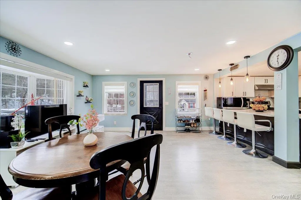 Step into a home where the entrance unfolds into a stunning, open-concept kitchen. Step into a home where the entrance unfolds into a stunning, open-concept kitchen.