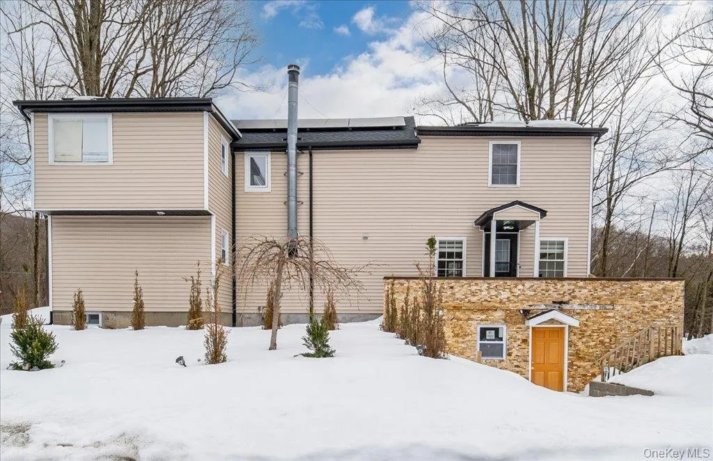 24 Johnsontown Road, Ramapo, NY, 5 Bedrooms Bedrooms, 11 Rooms Rooms,3 BathroomsBathrooms,Residential,For Rent,Johnsontown,0,965525 24 Johnsontown Road, Ramapo, NY, 5 Bedrooms Bedrooms, 11 Rooms Rooms,3 BathroomsBathrooms,Residential,For Rent,Johnsontown,0,965525