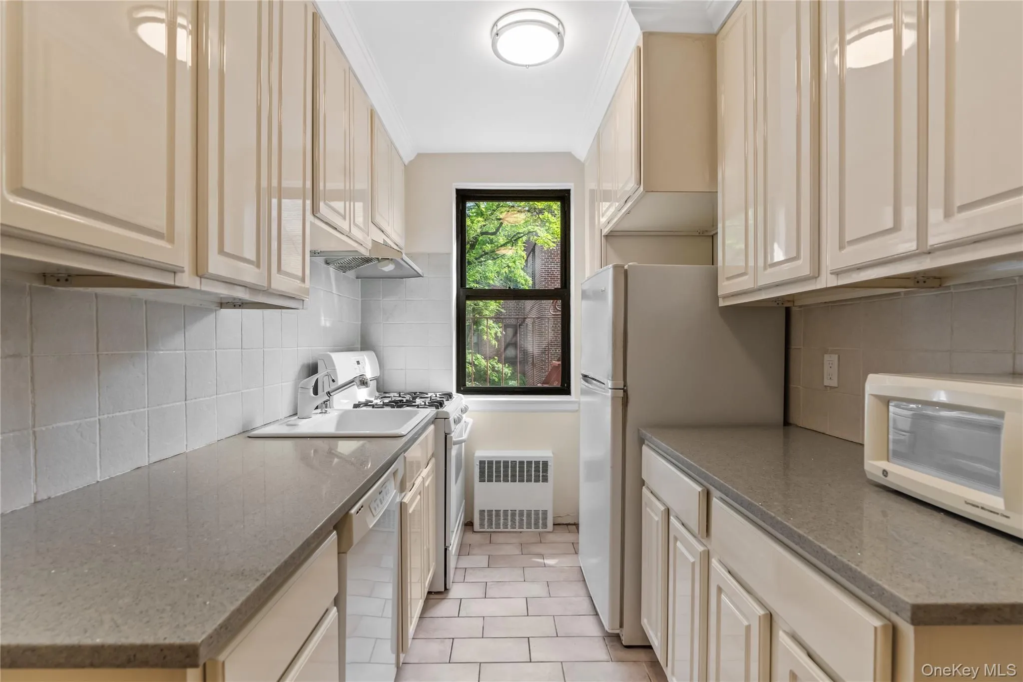 142 Garth Road, Eastchester, NY, 2 Rooms Rooms,1 BathroomBathrooms,Residential,For Rent,Garth,0,965551 142 Garth Road, Eastchester, NY, 2 Rooms Rooms,1 BathroomBathrooms,Residential,For Rent,Garth,0,965551