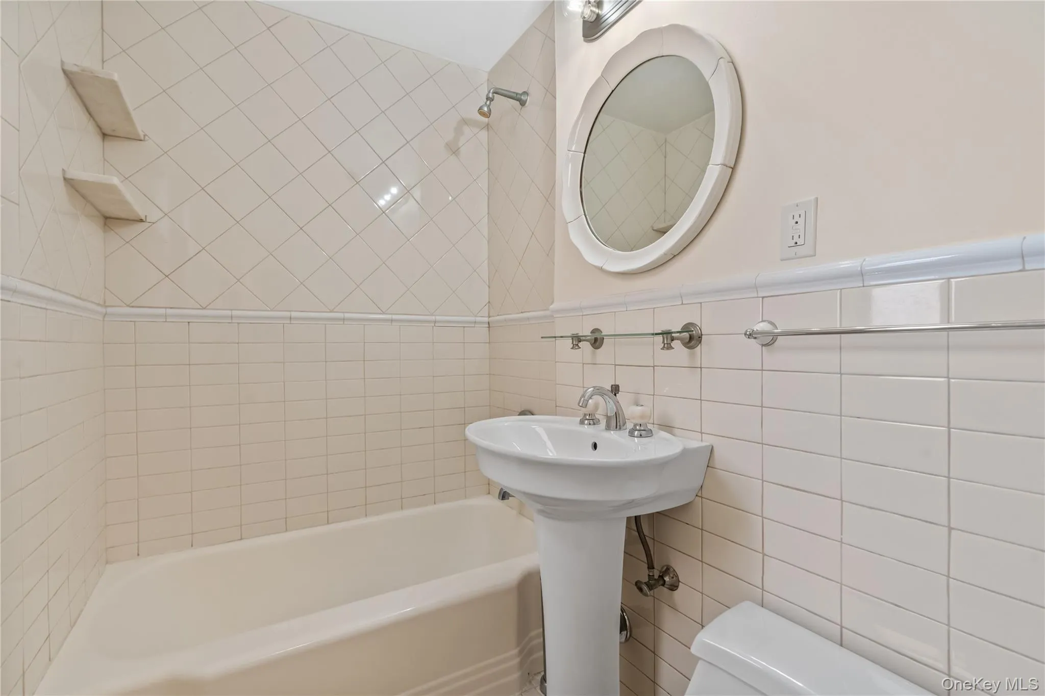 142 Garth Road, Eastchester, NY, 2 Rooms Rooms,1 BathroomBathrooms,Residential,For Rent,Garth,0,965551 142 Garth Road, Eastchester, NY, 2 Rooms Rooms,1 BathroomBathrooms,Residential,For Rent,Garth,0,965551