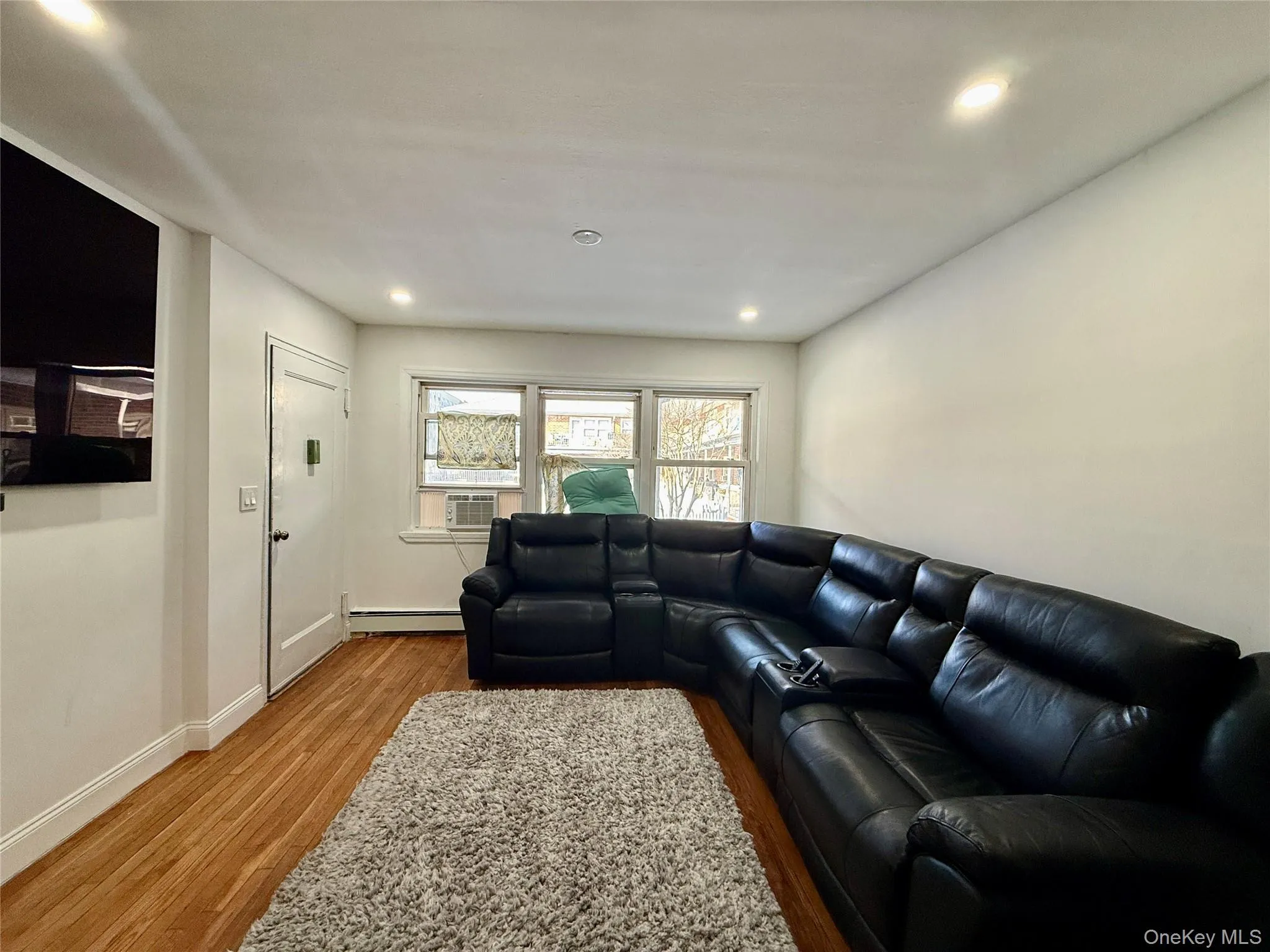 765 Shore Road, Long Beach, NY, 1 Bedroom Bedrooms, 4 Rooms Rooms,1 BathroomBathrooms,Residential Lease,For Rent,Shore,0,965588 765 Shore Road, Long Beach, NY, 1 Bedroom Bedrooms, 4 Rooms Rooms,1 BathroomBathrooms,Residential Lease,For Rent,Shore,0,965588