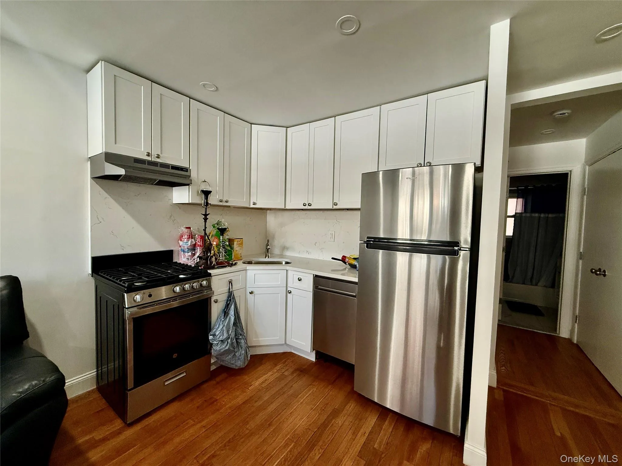 765 Shore Road, Long Beach, NY, 1 Bedroom Bedrooms, 4 Rooms Rooms,1 BathroomBathrooms,Residential Lease,For Rent,Shore,0,965588 765 Shore Road, Long Beach, NY, 1 Bedroom Bedrooms, 4 Rooms Rooms,1 BathroomBathrooms,Residential Lease,For Rent,Shore,0,965588