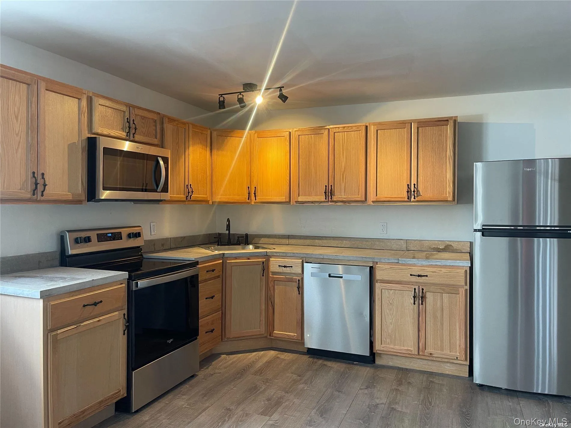 1909 Bellmore Avenue, Hempstead, NY, 2 Bedrooms Bedrooms, 4 Rooms Rooms,1 BathroomBathrooms,Residential Lease,For Rent,Bellmore,0,965591 1909 Bellmore Avenue, Hempstead, NY, 2 Bedrooms Bedrooms, 4 Rooms Rooms,1 BathroomBathrooms,Residential Lease,For Rent,Bellmore,0,965591