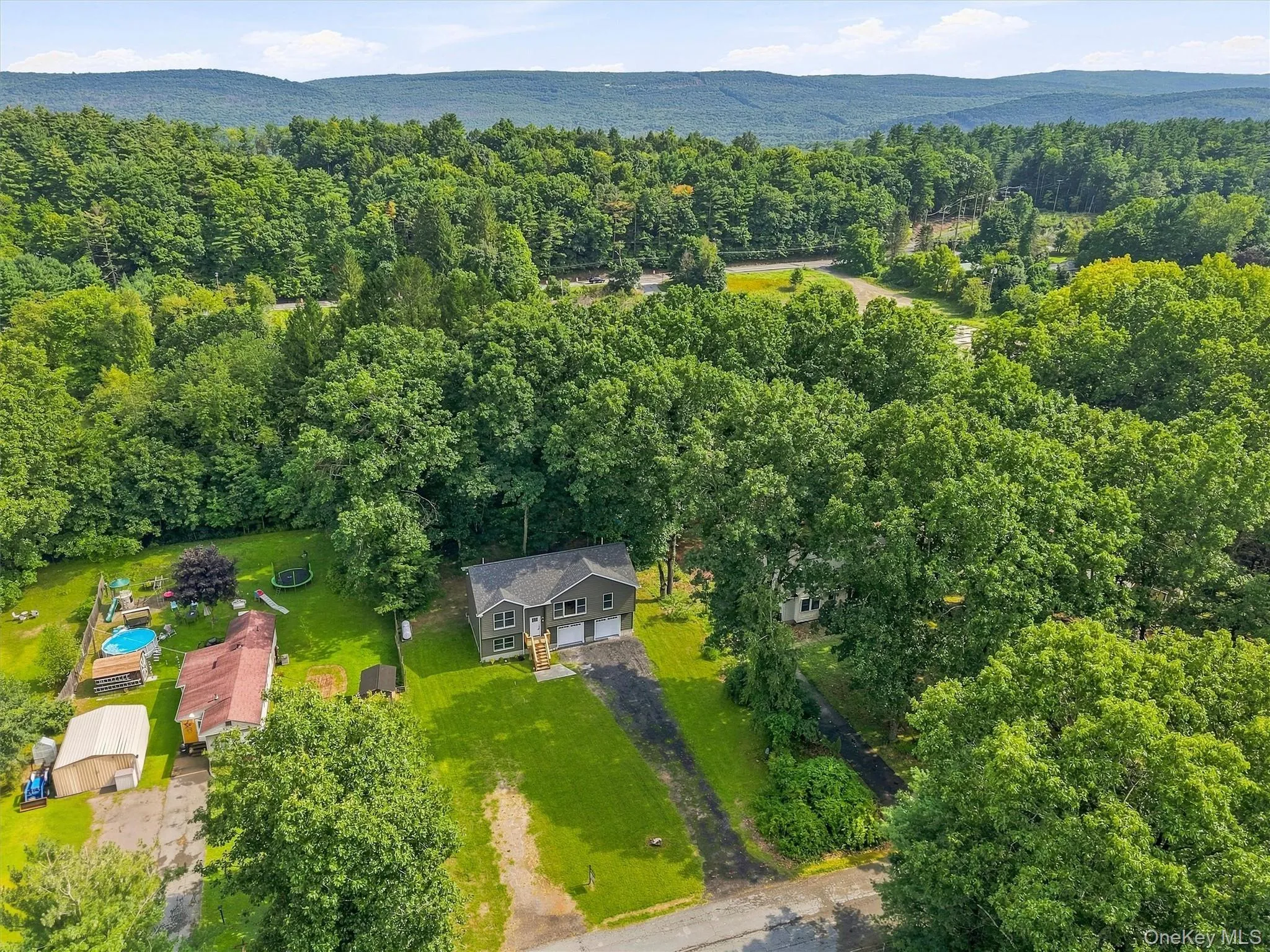 6 Mark Drive, Deerpark, NY, 3 Bedrooms Bedrooms, 7 Rooms Rooms,2 BathroomsBathrooms,Residential,For Rent,Mark,0,965601 6 Mark Drive, Deerpark, NY, 3 Bedrooms Bedrooms, 7 Rooms Rooms,2 BathroomsBathrooms,Residential,For Rent,Mark,0,965601