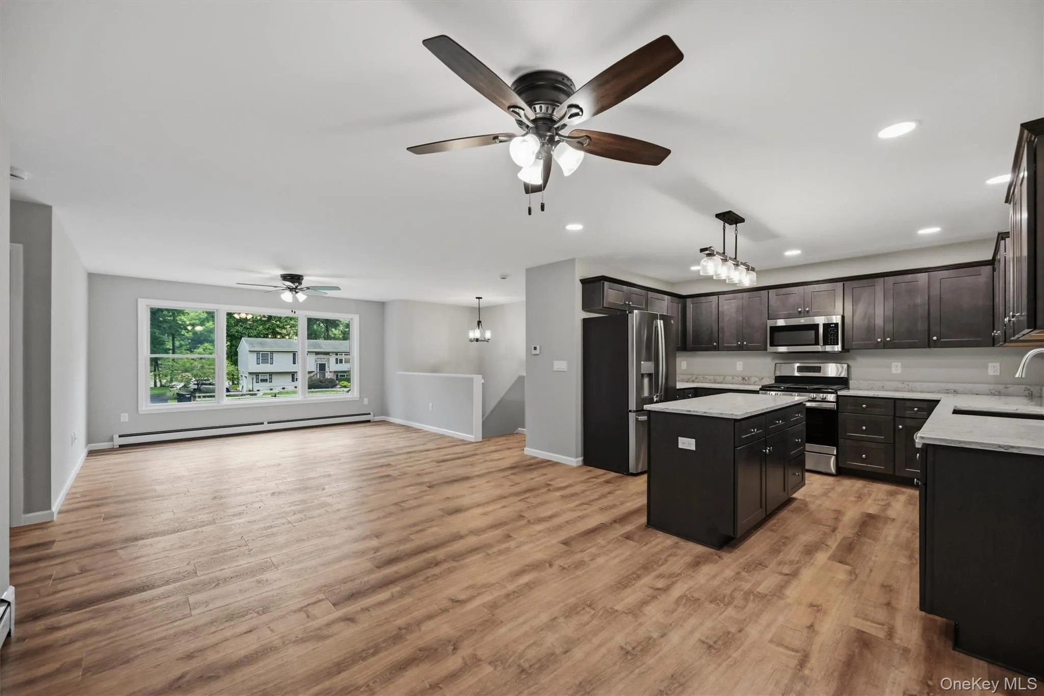 6 Mark Drive, Deerpark, NY, 3 Bedrooms Bedrooms, 7 Rooms Rooms,2 BathroomsBathrooms,Residential,For Rent,Mark,0,965601 6 Mark Drive, Deerpark, NY, 3 Bedrooms Bedrooms, 7 Rooms Rooms,2 BathroomsBathrooms,Residential,For Rent,Mark,0,965601