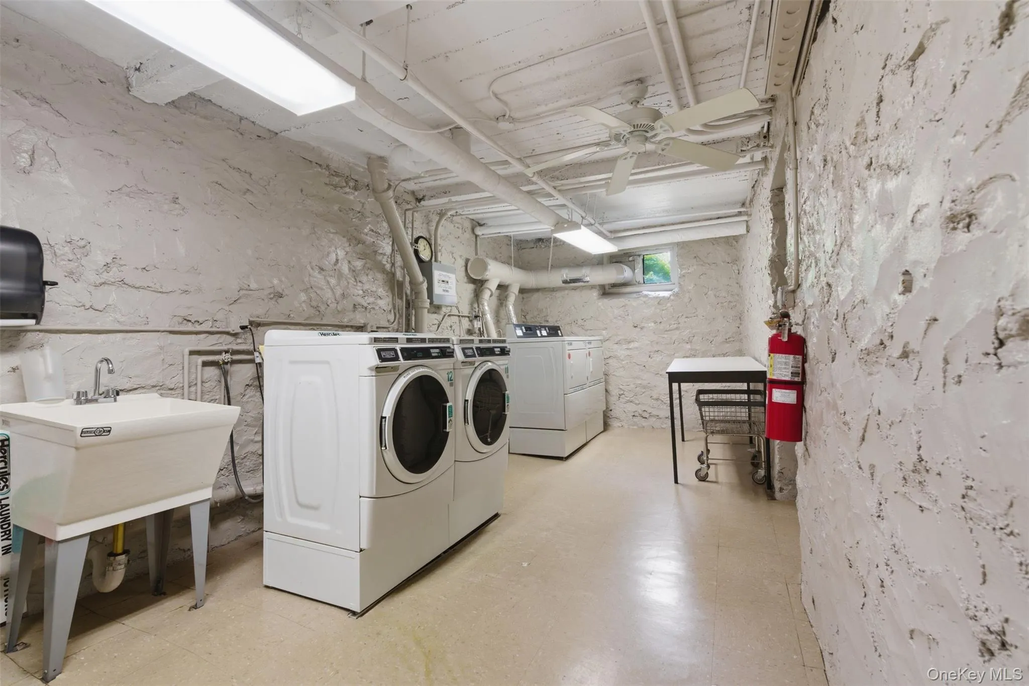 1273 North Avenue, New Rochelle, NY, 1 Bedroom Bedrooms, 3 Rooms Rooms,1 BathroomBathrooms,Residential,For Rent,North,0,965611 1273 North Avenue, New Rochelle, NY, 1 Bedroom Bedrooms, 3 Rooms Rooms,1 BathroomBathrooms,Residential,For Rent,North,0,965611