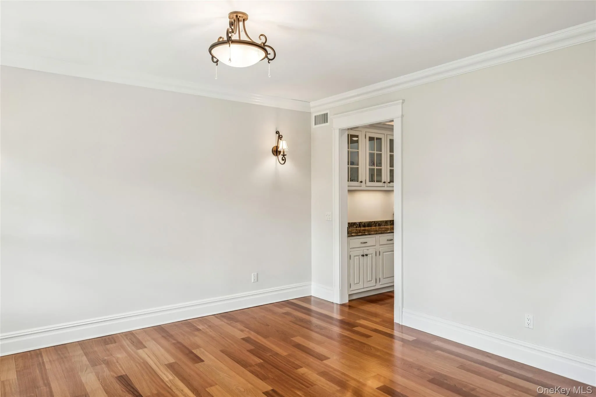 147 Eaton Lane, Islip, NY, 5 Bedrooms Bedrooms, 9 Rooms Rooms,4 BathroomsBathrooms,Residential Sale,For Rent,Eaton,0,965613 147 Eaton Lane, Islip, NY, 5 Bedrooms Bedrooms, 9 Rooms Rooms,4 BathroomsBathrooms,Residential Sale,For Rent,Eaton,0,965613