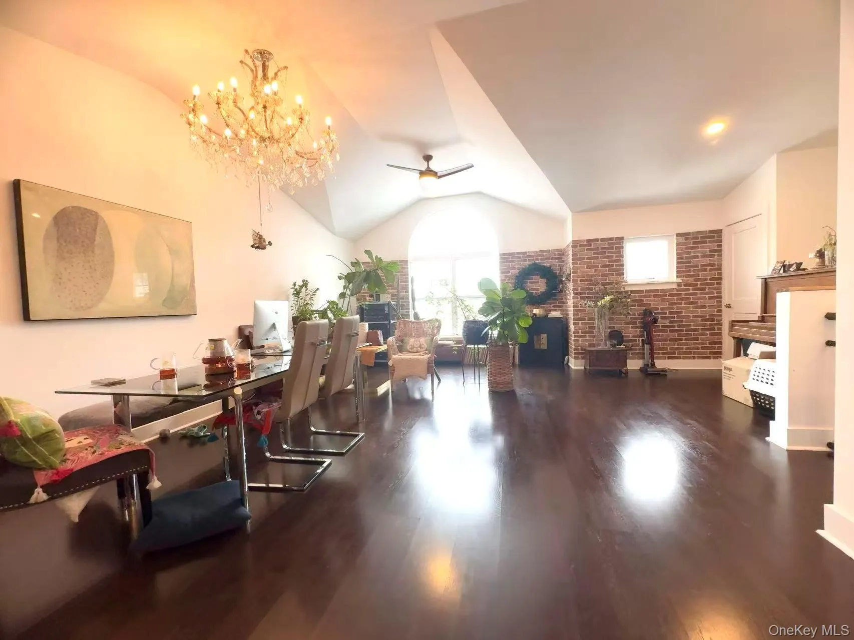 508 Breton Way, Glen Cove, NY, 2 Bedrooms Bedrooms, 5 Rooms Rooms,2 BathroomsBathrooms,Residential Lease,For Rent,Breton,0,965625 508 Breton Way, Glen Cove, NY, 2 Bedrooms Bedrooms, 5 Rooms Rooms,2 BathroomsBathrooms,Residential Lease,For Rent,Breton,0,965625