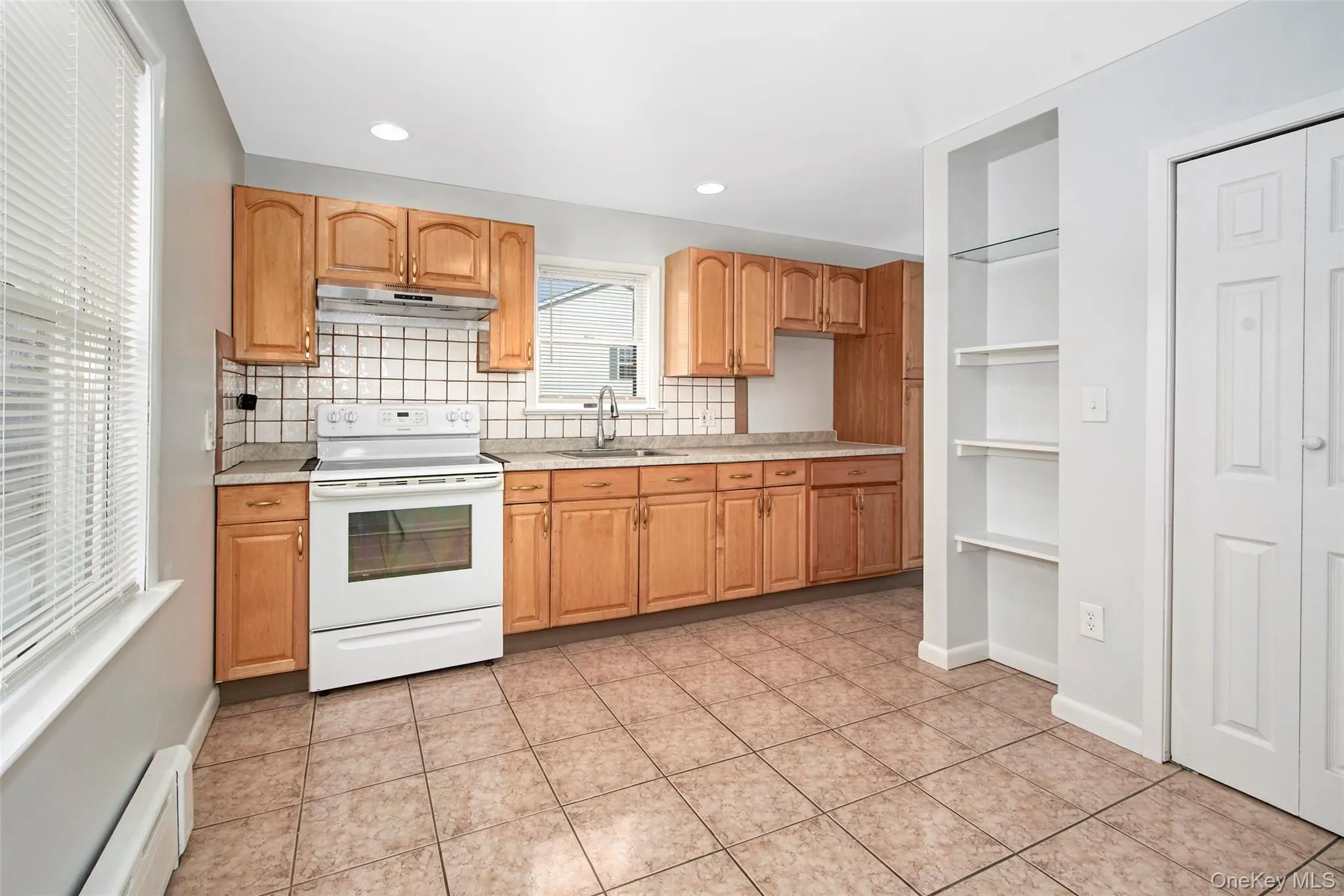 83 Grant Street, Rye Town, NY, 2 Bedrooms Bedrooms, 5 Rooms Rooms,1 BathroomBathrooms,Residential Lease,For Rent,Grant,0,965635 83 Grant Street, Rye Town, NY, 2 Bedrooms Bedrooms, 5 Rooms Rooms,1 BathroomBathrooms,Residential Lease,For Rent,Grant,0,965635