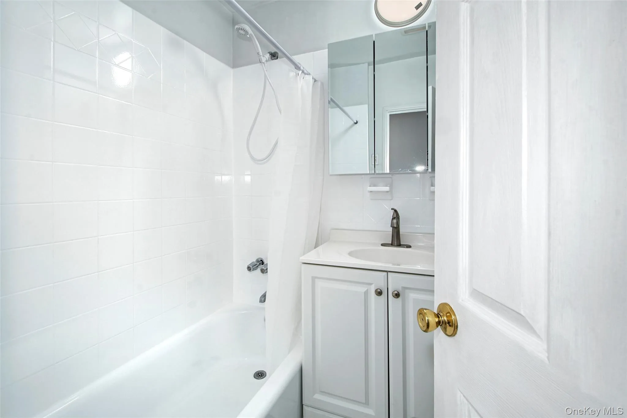 83 Grant Street, Rye Town, NY, 2 Bedrooms Bedrooms, 5 Rooms Rooms,1 BathroomBathrooms,Residential Lease,For Rent,Grant,0,965635 83 Grant Street, Rye Town, NY, 2 Bedrooms Bedrooms, 5 Rooms Rooms,1 BathroomBathrooms,Residential Lease,For Rent,Grant,0,965635