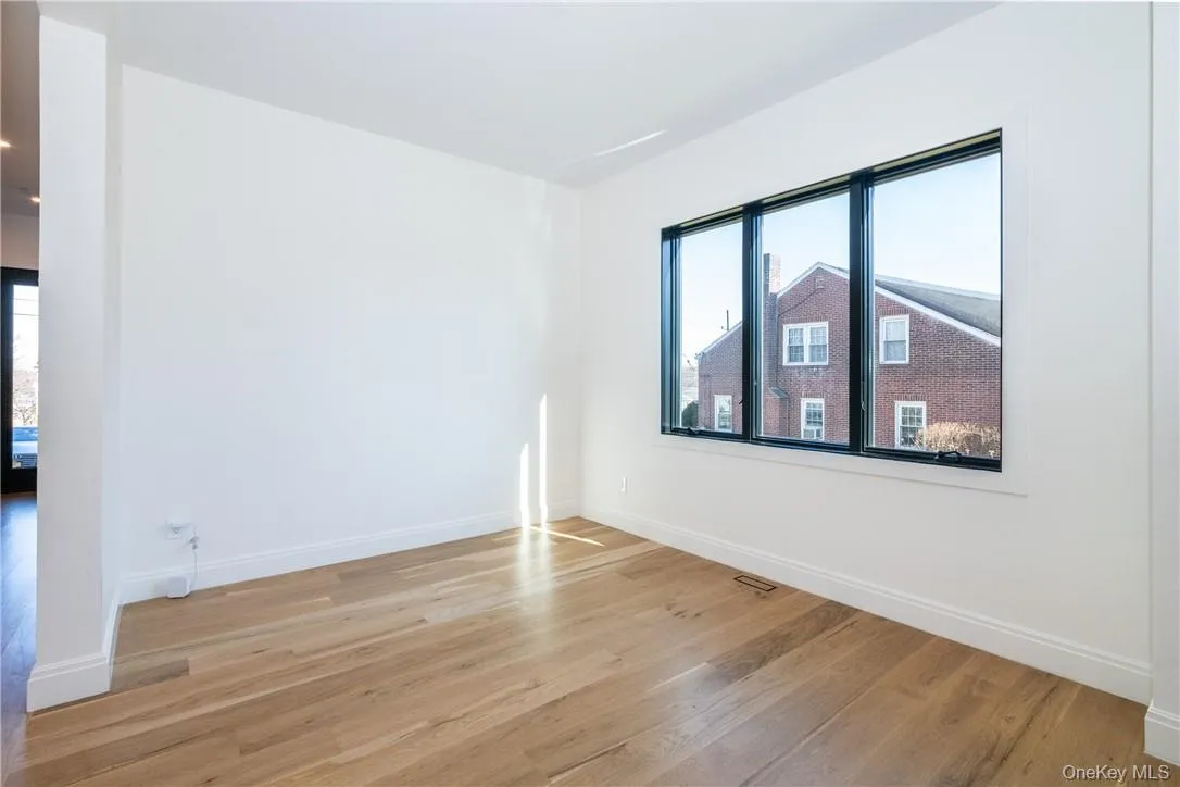 23 Poplar Street, Greenburgh, NY, 4 Bedrooms Bedrooms, 8 Rooms Rooms,4 BathroomsBathrooms,Residential Lease,For Rent,Poplar,0,965661 23 Poplar Street, Greenburgh, NY, 4 Bedrooms Bedrooms, 8 Rooms Rooms,4 BathroomsBathrooms,Residential Lease,For Rent,Poplar,0,965661