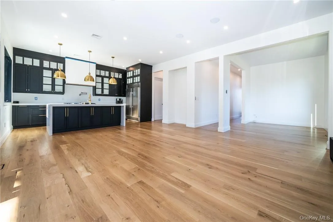 23 Poplar Street, Greenburgh, NY, 4 Bedrooms Bedrooms, 8 Rooms Rooms,4 BathroomsBathrooms,Residential Lease,For Rent,Poplar,0,965661 23 Poplar Street, Greenburgh, NY, 4 Bedrooms Bedrooms, 8 Rooms Rooms,4 BathroomsBathrooms,Residential Lease,For Rent,Poplar,0,965661