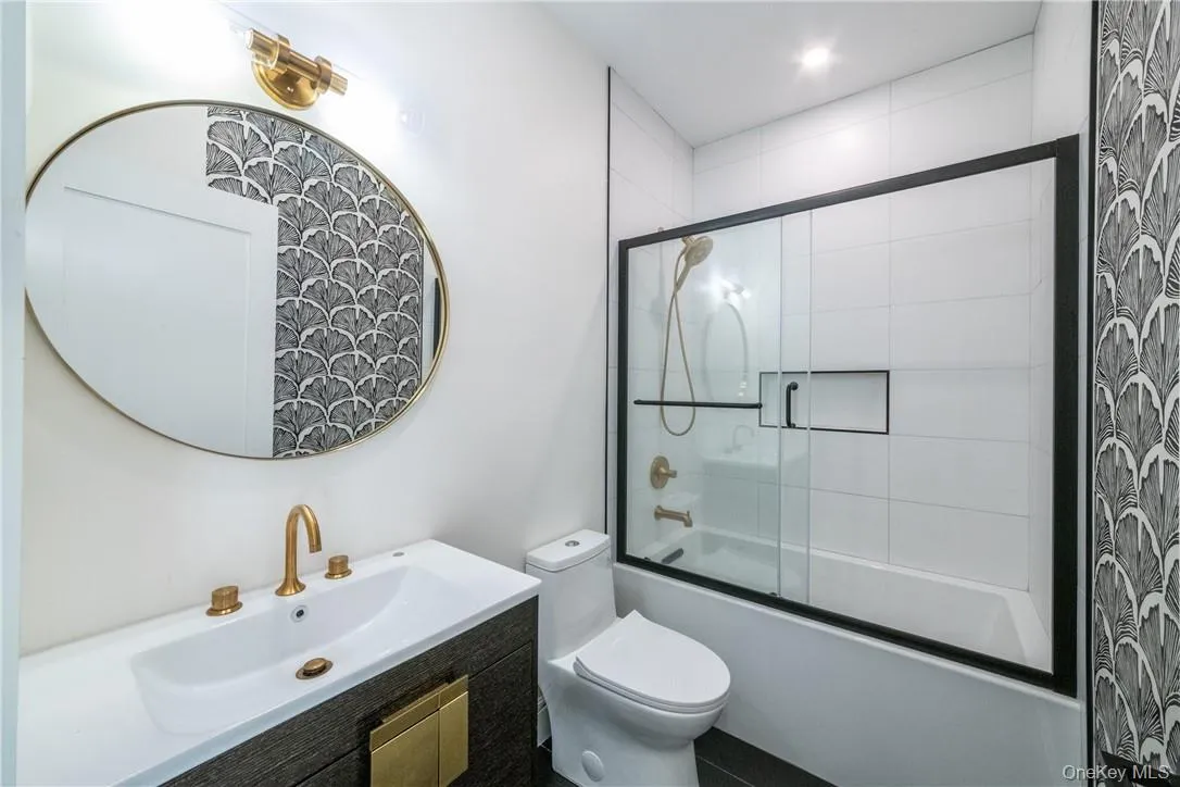 23 Poplar Street, Greenburgh, NY, 4 Bedrooms Bedrooms, 8 Rooms Rooms,4 BathroomsBathrooms,Residential Lease,For Rent,Poplar,0,965661 23 Poplar Street, Greenburgh, NY, 4 Bedrooms Bedrooms, 8 Rooms Rooms,4 BathroomsBathrooms,Residential Lease,For Rent,Poplar,0,965661