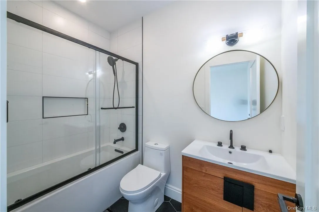 23 Poplar Street, Greenburgh, NY, 4 Bedrooms Bedrooms, 8 Rooms Rooms,4 BathroomsBathrooms,Residential Lease,For Rent,Poplar,0,965661 23 Poplar Street, Greenburgh, NY, 4 Bedrooms Bedrooms, 8 Rooms Rooms,4 BathroomsBathrooms,Residential Lease,For Rent,Poplar,0,965661