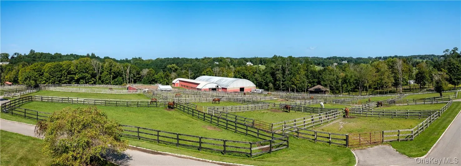 View towards the second largest barn and indoor ring. View towards the second largest barn and indoor ring.