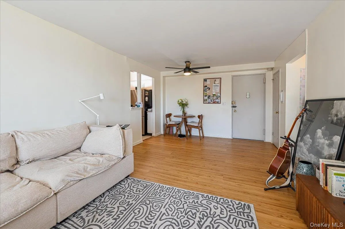 25 Lake Street, White Plains, NY, 1 Bedroom Bedrooms, 4 Rooms Rooms,1 BathroomBathrooms,Residential Lease,For Rent,Lake,0,965670 25 Lake Street, White Plains, NY, 1 Bedroom Bedrooms, 4 Rooms Rooms,1 BathroomBathrooms,Residential Lease,For Rent,Lake,0,965670
