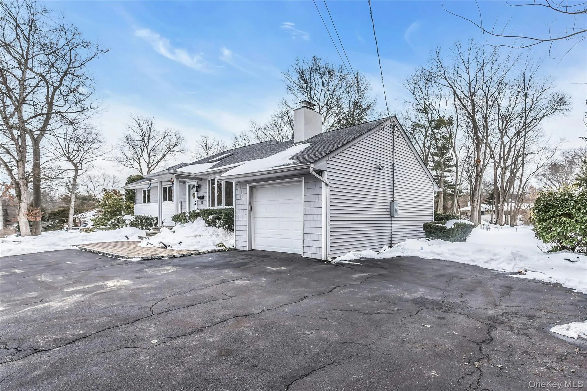 88 Burton Lane, Huntington, NY, 3 Bedrooms Bedrooms, 6 Rooms Rooms,1 BathroomBathrooms,Residential Lease,For Rent,Burton,0,965673 88 Burton Lane, Huntington, NY, 3 Bedrooms Bedrooms, 6 Rooms Rooms,1 BathroomBathrooms,Residential Lease,For Rent,Burton,0,965673