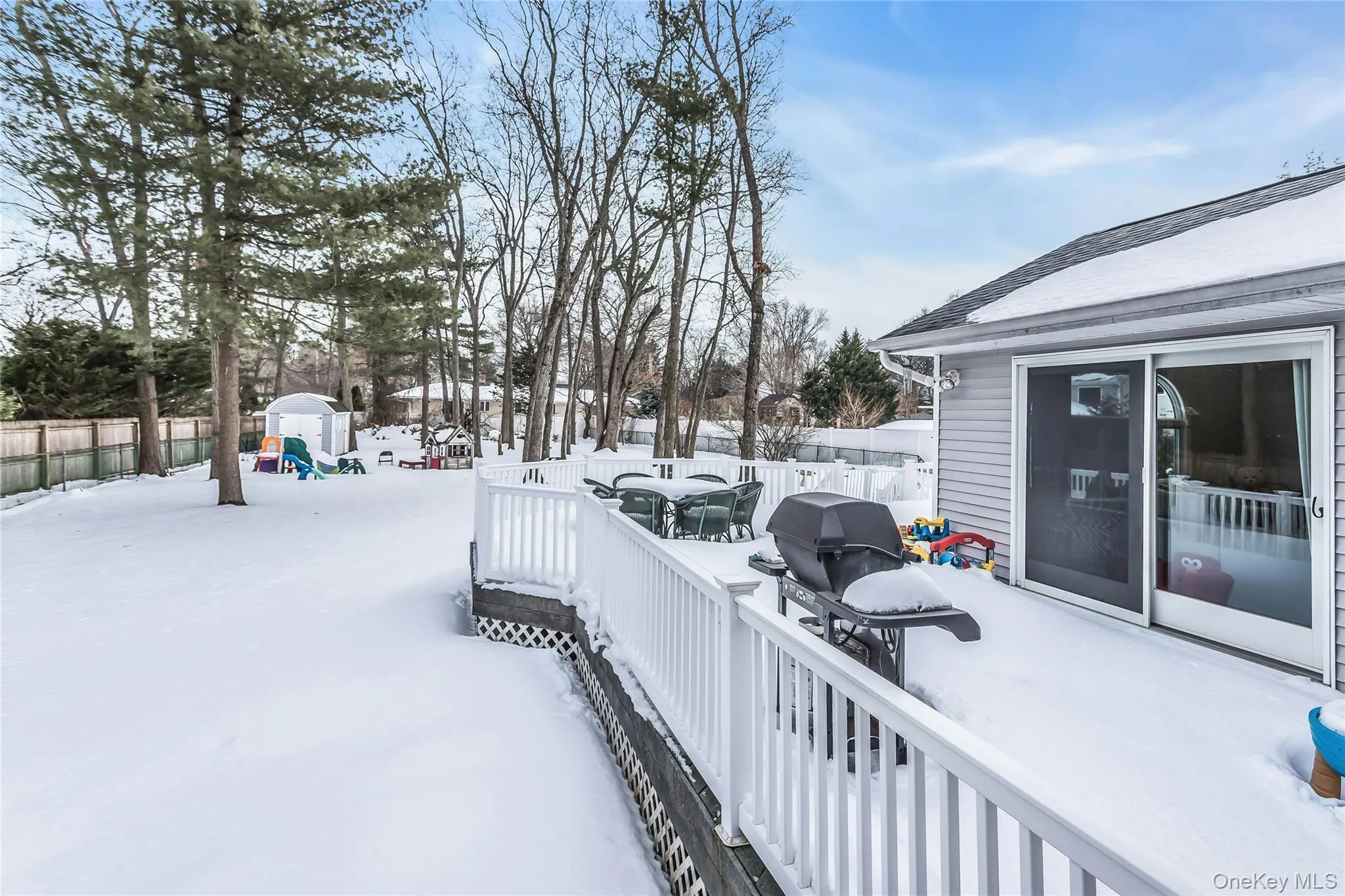 88 Burton Lane, Huntington, NY, 3 Bedrooms Bedrooms, 6 Rooms Rooms,1 BathroomBathrooms,Residential Lease,For Rent,Burton,0,965673 88 Burton Lane, Huntington, NY, 3 Bedrooms Bedrooms, 6 Rooms Rooms,1 BathroomBathrooms,Residential Lease,For Rent,Burton,0,965673